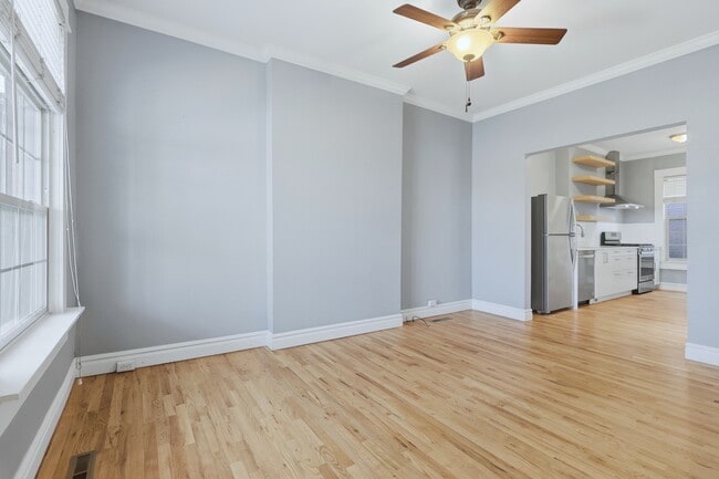 Building Photo - 1032 28th St