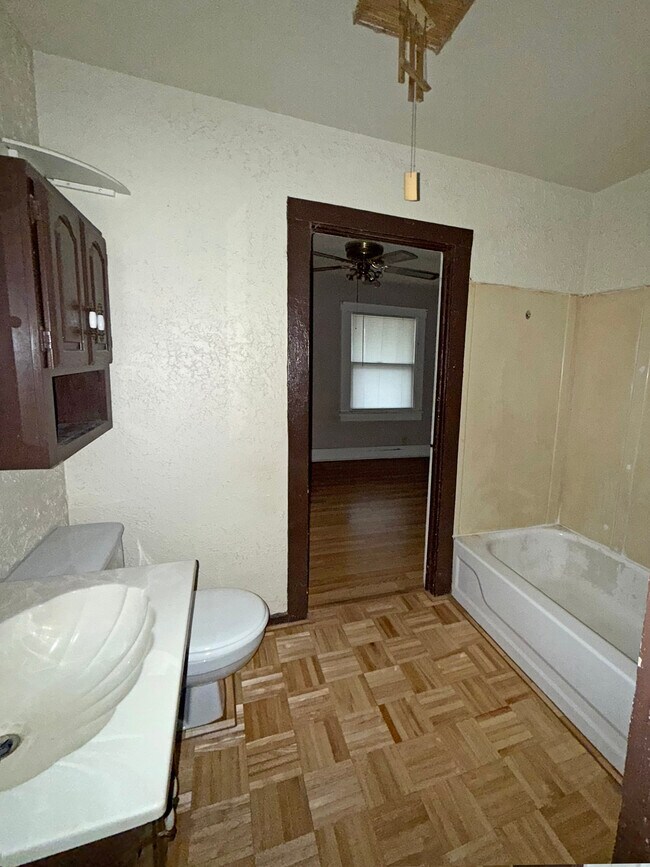 Foto del edificio - 2017 N Graceland Ave