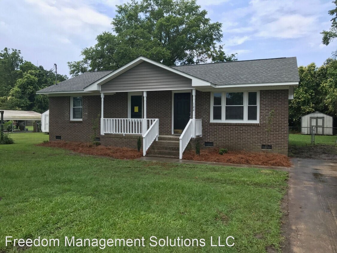 3 br, 1.5 bath House 122 Conder Circle House Rental in Darlington