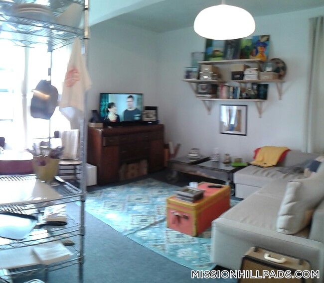 Foto del edificio - 63 S Huntington Ave