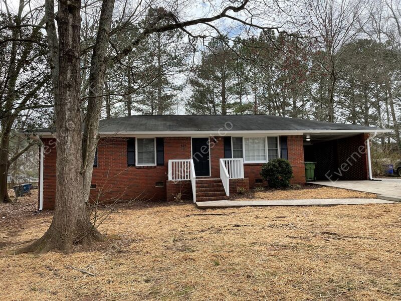 Primary Photo - 539 Green St