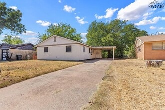 Building Photo - 1628 Parkdale Dr