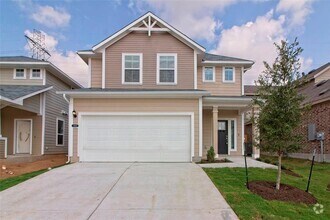 Building Photo - 6613 Wolf Pack Dr