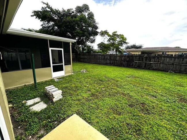 Building Photo - 11150 Delta Cir