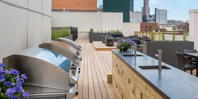 Building Photo - 1206 W Madison St