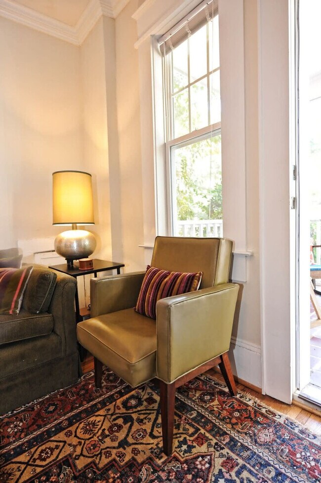 Foto del edificio - 2101 Kirkwood Ave