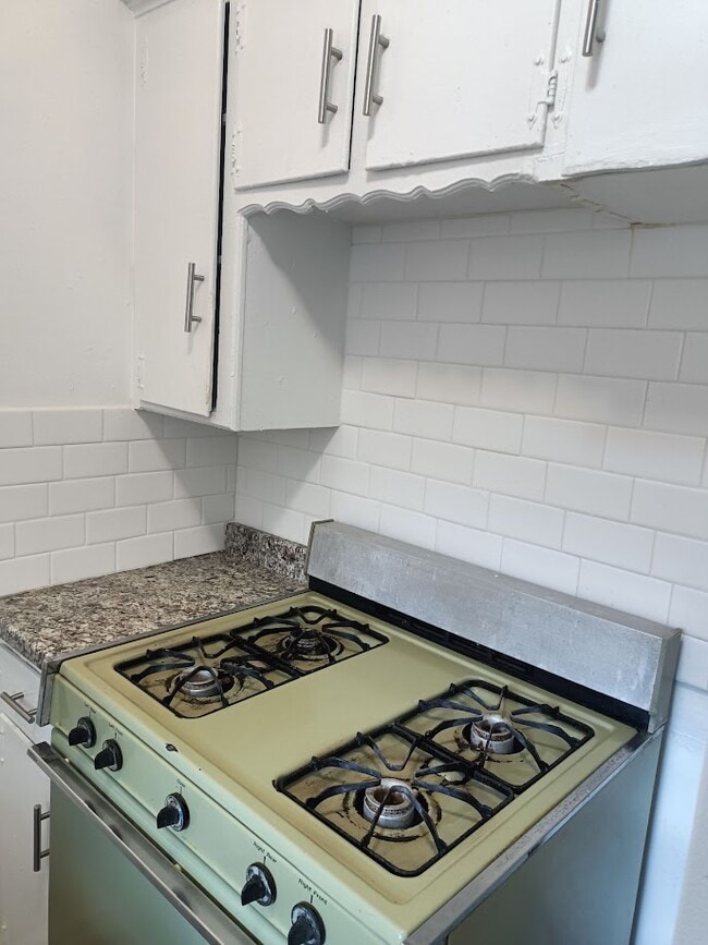 Foto del edificio - 2815 SW 33rd St