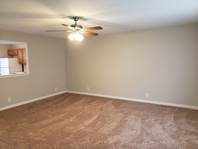 Foto del edificio - 2 Bedroom Duplex in Murfreesboro