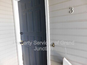 Building Photo - 568 Dawn Ct