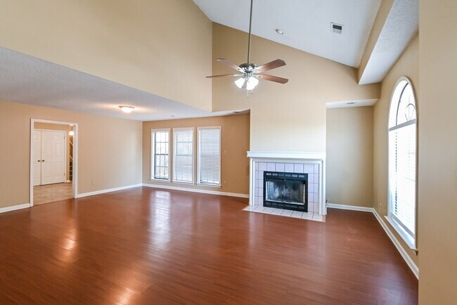 Building Photo - 8328 Twin Rivers Dr