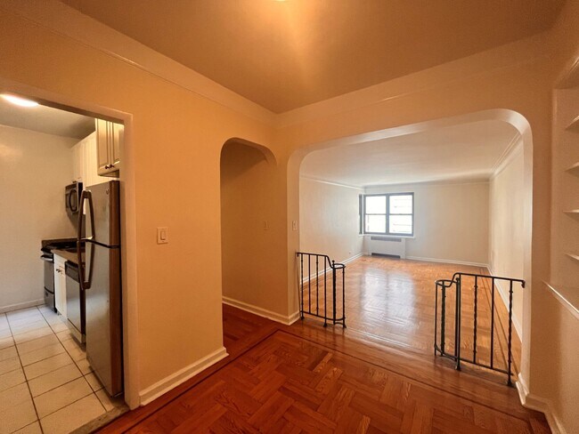 Foto del edificio - 124 E 24th St