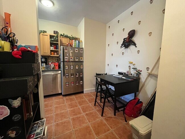 Foto del edificio - 12 Ransom Rd