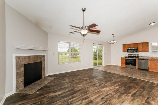 Foto del edificio - 5519 Story Ct