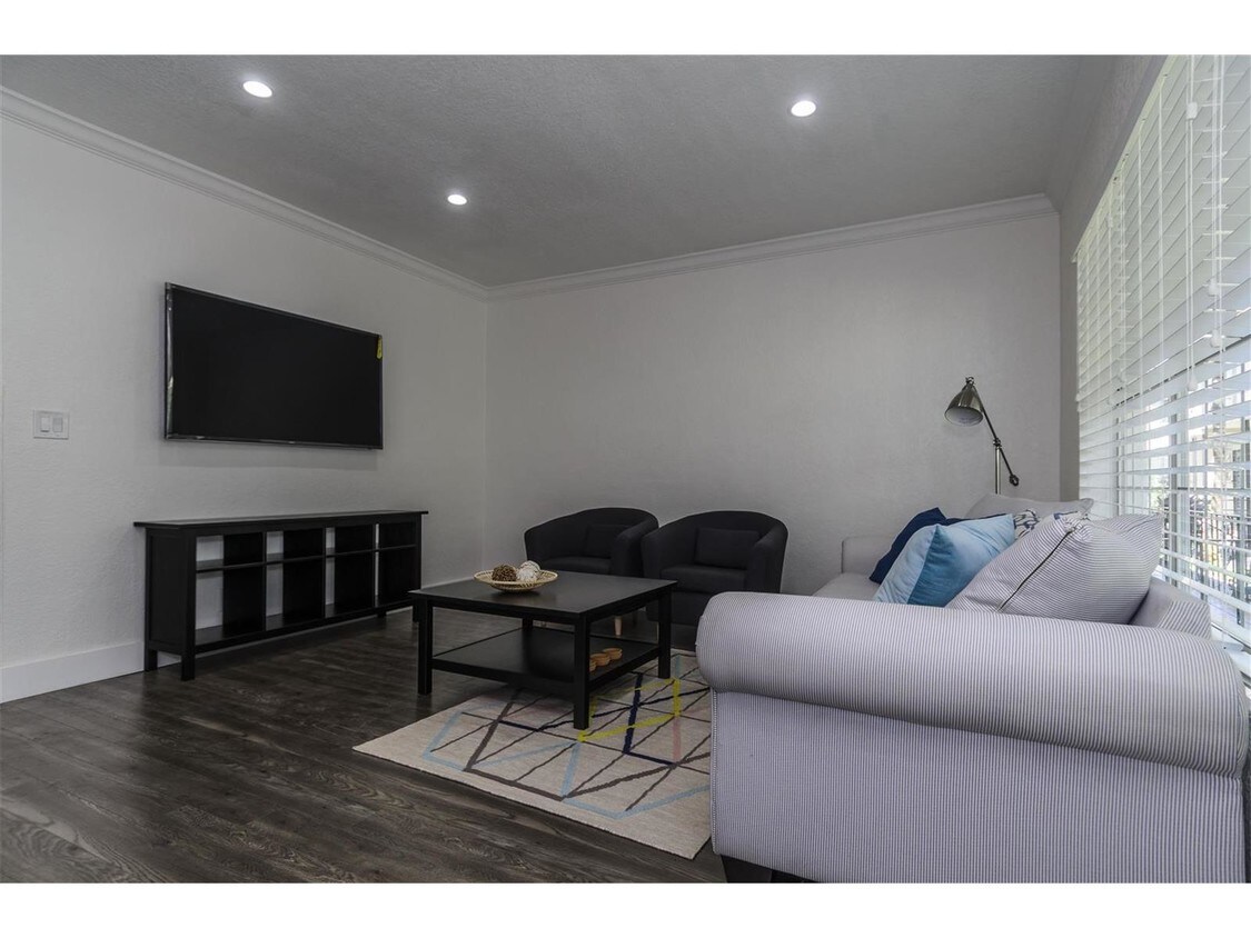 Foto principal - 1313 15th St