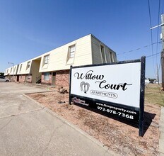 Building Photo - 825 Tehuacana Hwy