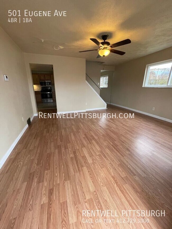 Foto del edificio - 4 Bedroom Home in Bellevue