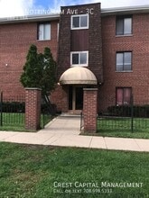 Building Photo - 9702 Nottingham Ave