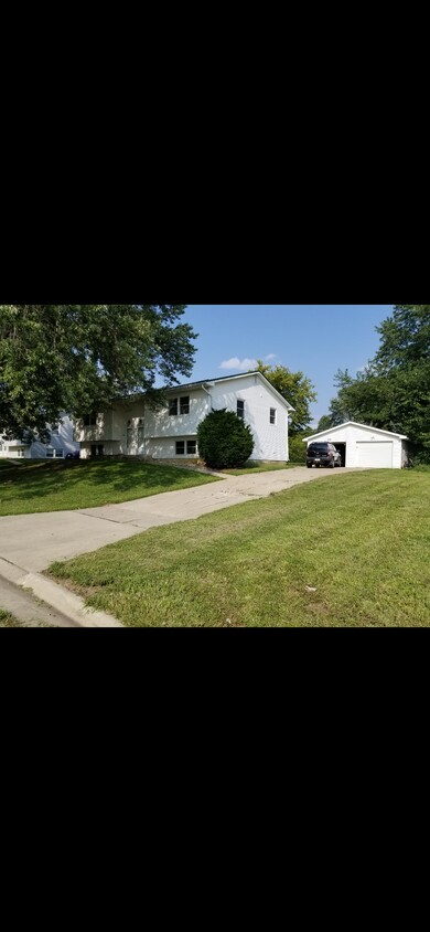 Foto principal - 1502 Delta Dr