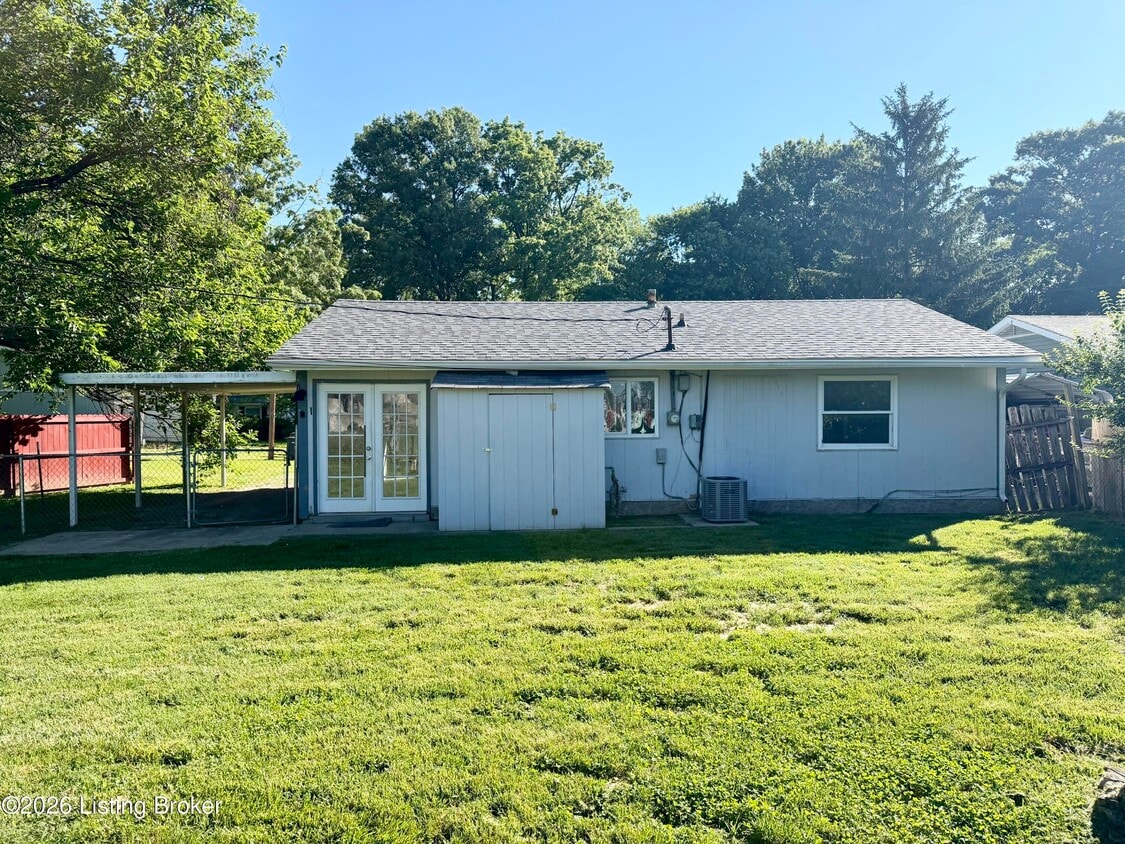 Building Photo - 1229 Cedarview Dr