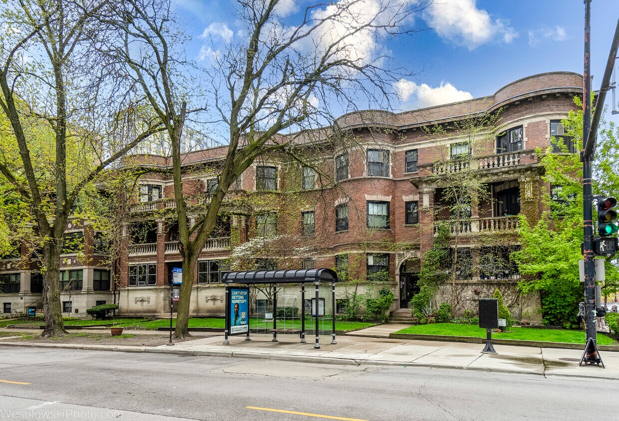 Primary Photo - 5510 S Hyde Park Blvd