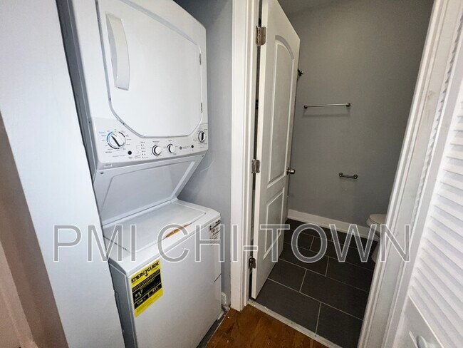 Foto del edificio - 346 E 50th St