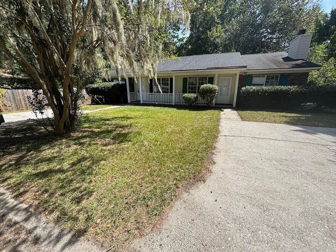 Foto principal - Newly Renovated 3 Bedroom Duplex~