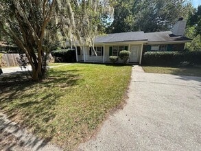 Building Photo - 4129 Hickory Ln