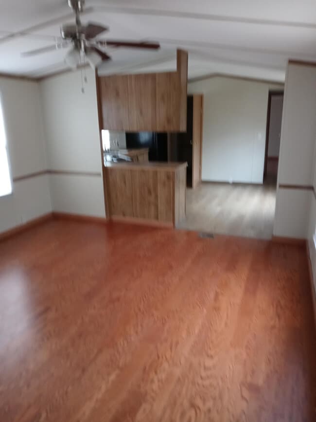 Building Photo - 254 Golden Crest Dr