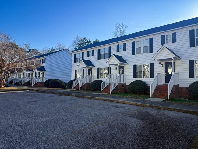 Foto del edificio - 111 Henley Pl