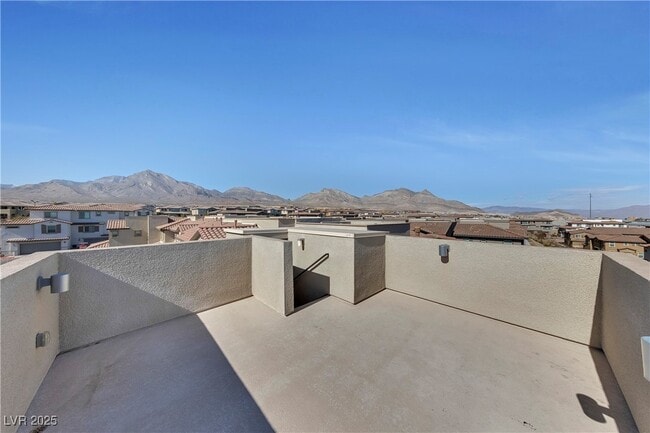 Foto del edificio - 164 Lomita Heights Dr