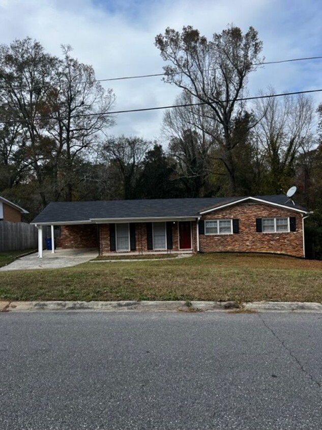 Primary Photo - Beautiful newly remodeled 3 bed 2 bath home