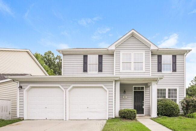 Building Photo - 802 Shefford Town Dr