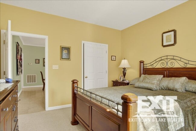 Building Photo - Beautiful Home in Beaver Creek