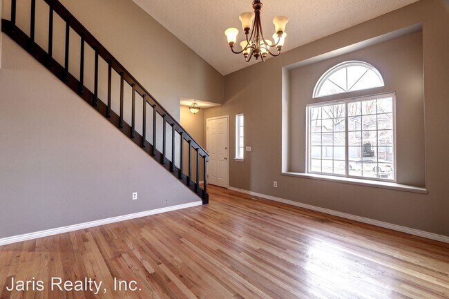 Building Photo - 3 br, 3 bath House - 4267 Ashcroft Avenue