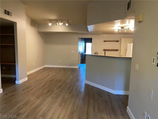 Building Photo - 9975 Peace Way