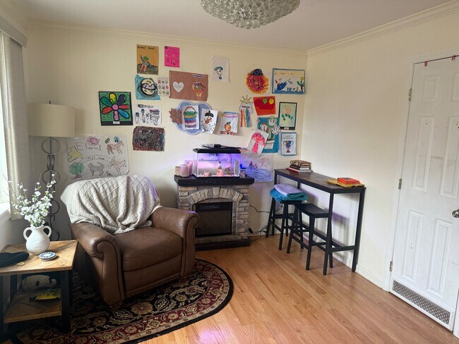 Foto del edificio - 284 Semton Blvd