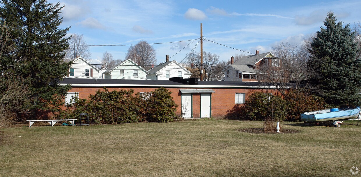 7177 Walnut St, Holyoke, MA 01040 Apartments in Holyoke, MA