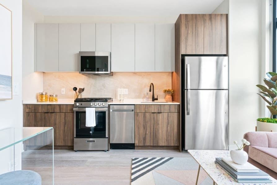 Photo - 1063 W Van Buren St (Chicago, IL)