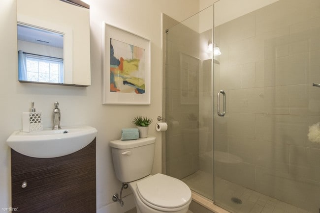 Building Photo - 3 br, 2 bath  - 3835-37 HAMILTON ST Unit 4