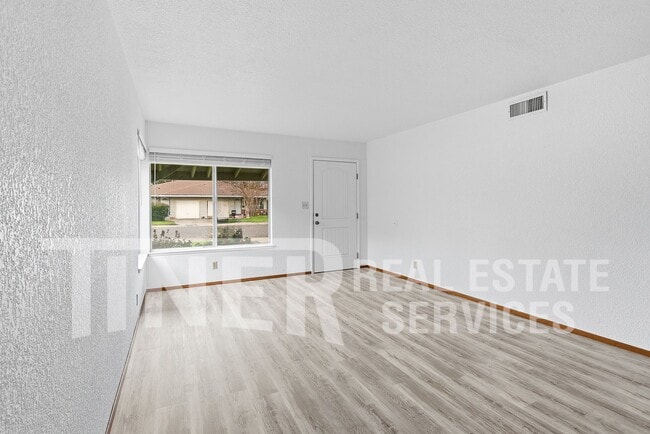 Foto del edificio - 2304 Villanova Cir