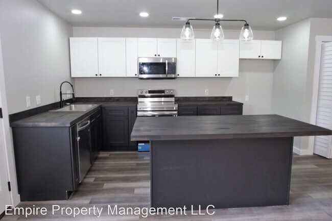 Foto del edificio - 3 br, 2.5 bath House - 111 Jesse Layne Dr.