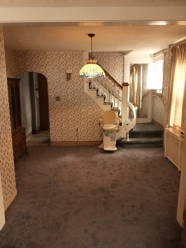 Building Photo - 1134 W Wyoming St