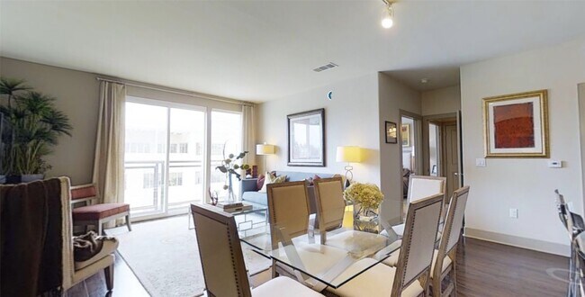 Foto del edificio - 1340 W Gray St