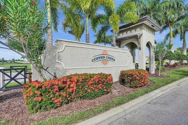 Foto principal - 12623 NW Copper Creek Dr