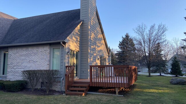 Foto del edificio - 24593 Enchanted Dr