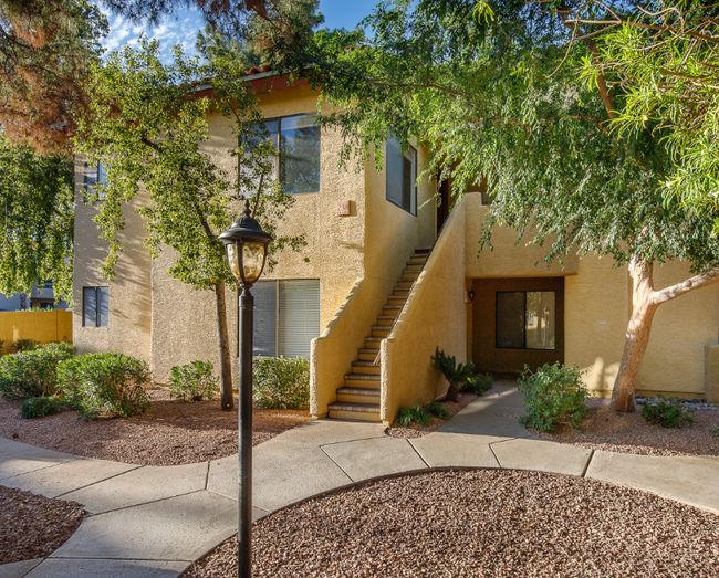 Building Photo - 7008 E Gold Dust Ave