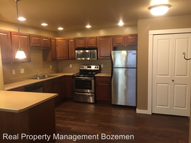 Foto del edificio - 2242 Baxter Ln