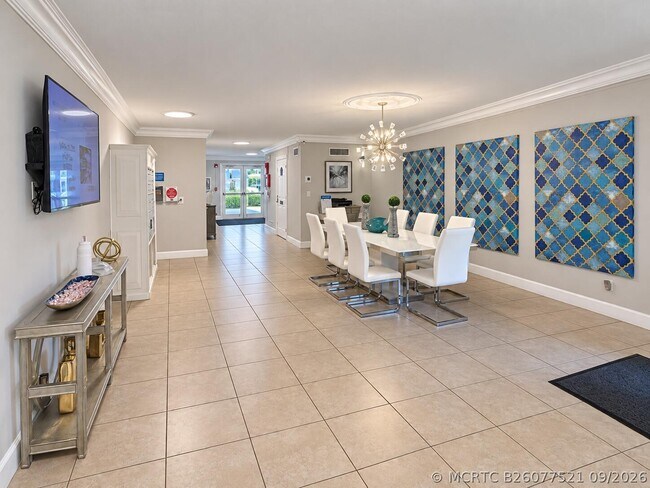 Foto del edificio - 1439 S Ocean Blvd