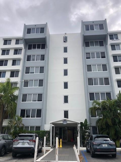 Building Photo - 9143 SW 77th Ave
