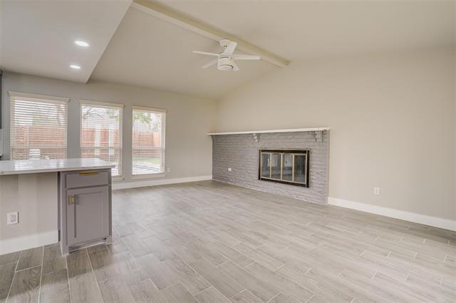 Foto del edificio - 3805 W Rochelle Rd